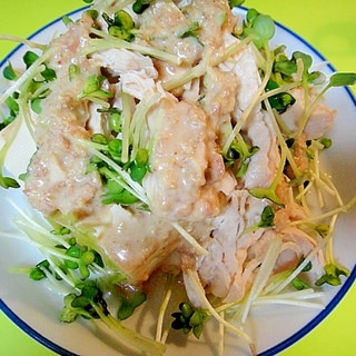 豆腐と茹で鶏の梅ゴマドレッシングサラダ